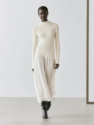 Abito in maglia con dettagli coordinati