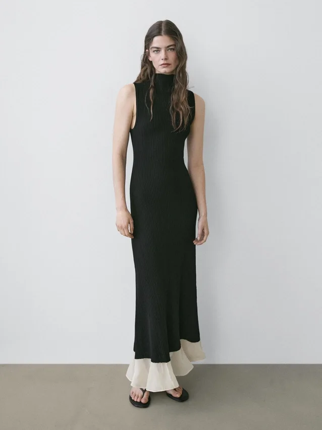 Abito midi plissettato con volant Abito midi plissettato con volant