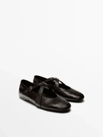 Ballerine con cinturini incrociati e fibbia