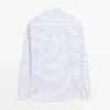 Camicia a righe dalla vestibilità regolare