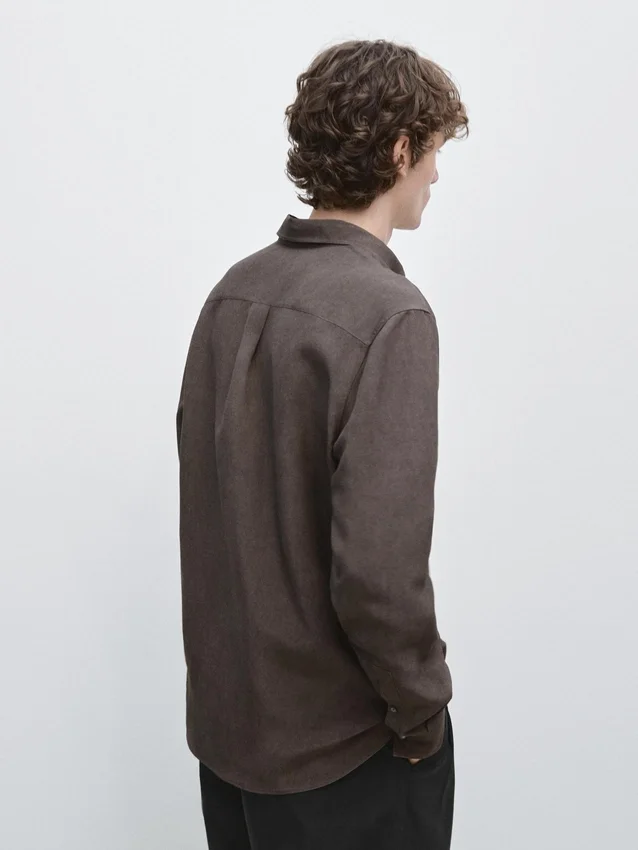 Camicia fluida con tasca Camicia fluida con tasca