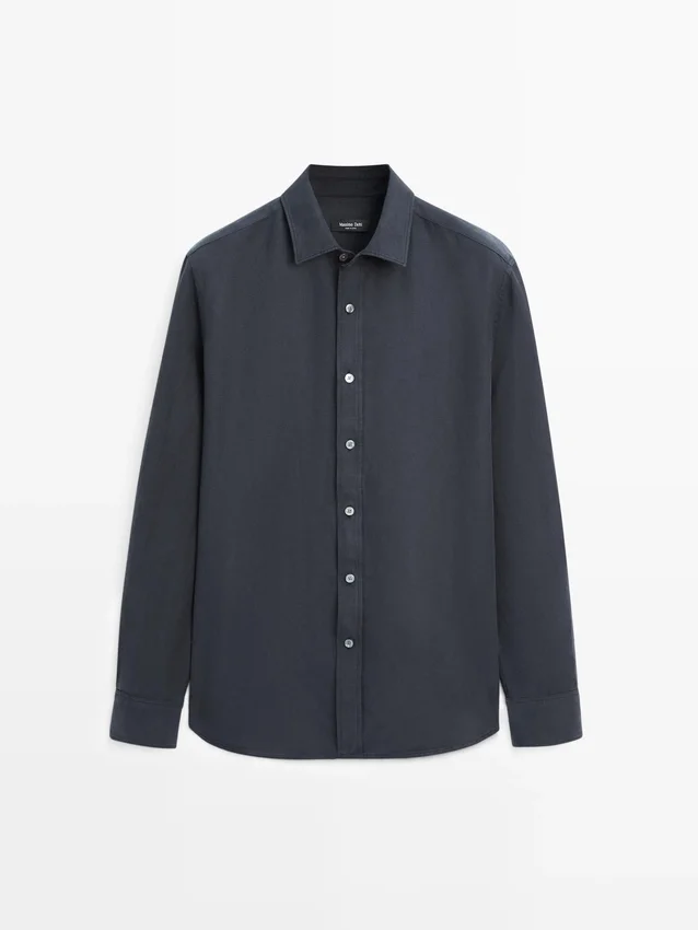 Camicia in misto lino dalla vestibilità regolare Camicia in misto lino dalla vestibilità regolare