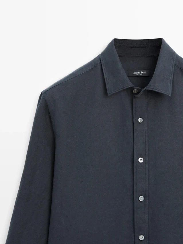 Camicia in misto lino dalla vestibilità regolare Camicia in misto lino dalla vestibilità regolare