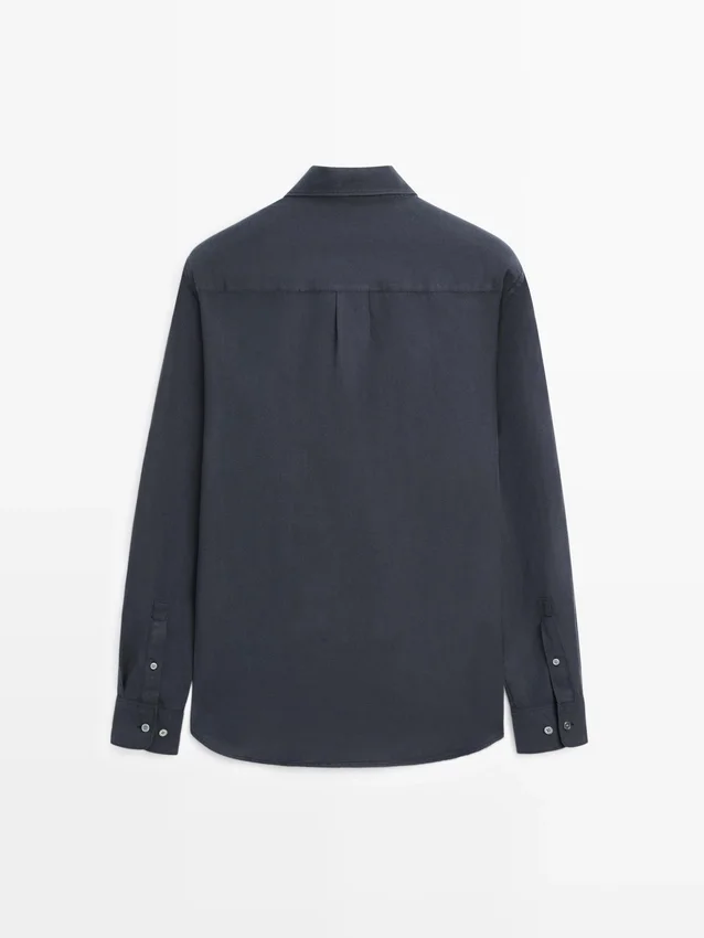 Camicia in misto lino dalla vestibilità regolare Camicia in misto lino dalla vestibilità regolare