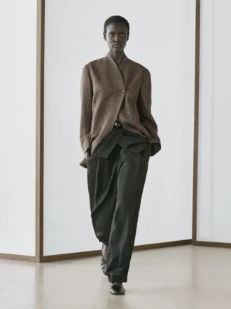 Cappotto in misto lana screziato con collo alto