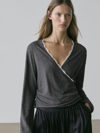 Cardigan in maglia incrociata con dettagli in pizzo