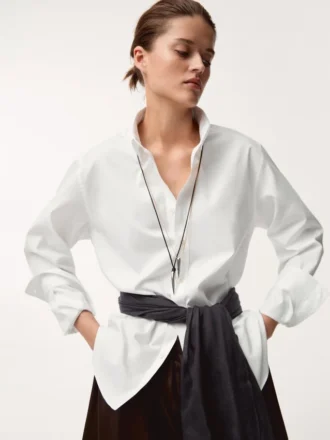 Collana in cordoncino di pelle con ciondolo a pendolo