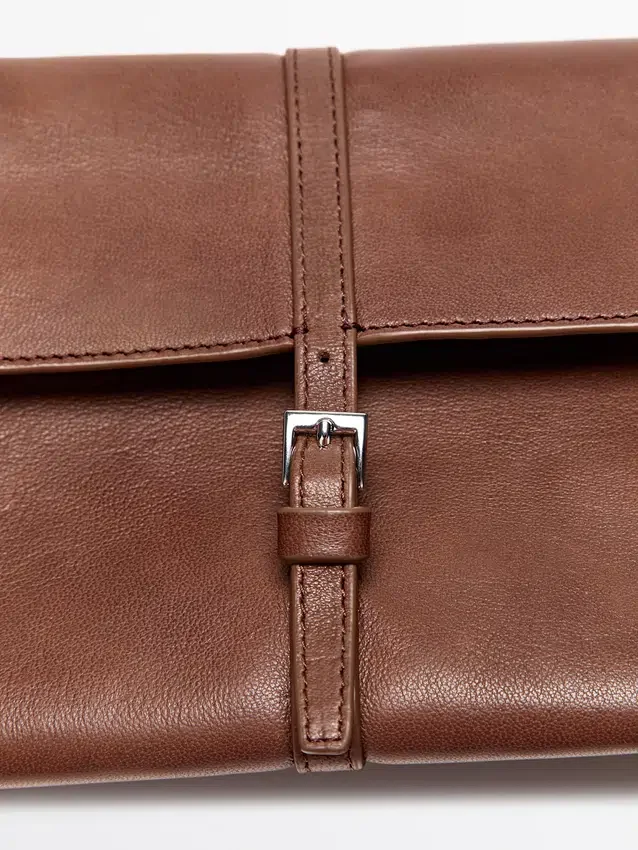 Custodia per accessori tecnologici in pelle nappa Custodia per accessori tecnologici in pelle nappa