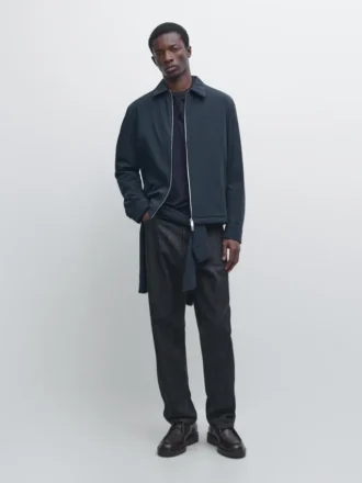 Giacca corta con dettagli tasca