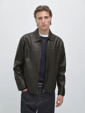 Giacca in pelle con effetto invecchiato Giacca in pelle con effetto invecchiato