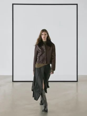 Giacca in pelle nappa con collo in pelle di agnello