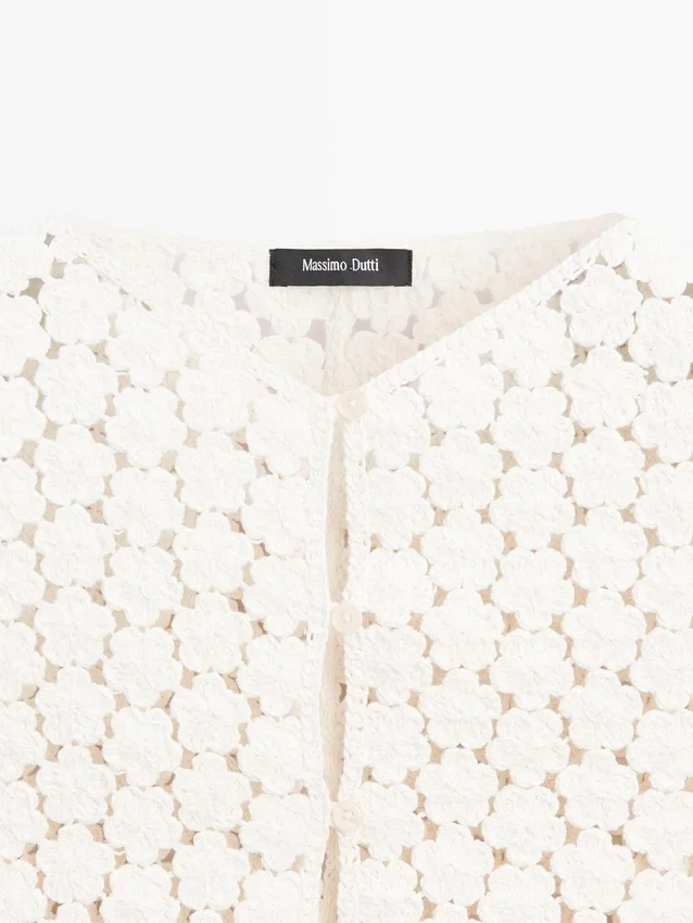 Gilet all’uncinetto in cotone con dettagli floreali Gilet all’uncinetto in cotone con dettagli floreali