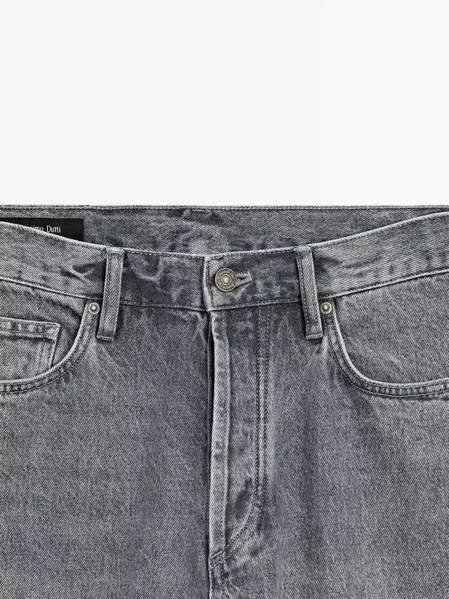 Jeans a gamba dritta Jeans a gamba dritta