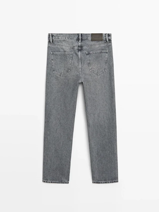 Jeans a gamba dritta Jeans a gamba dritta