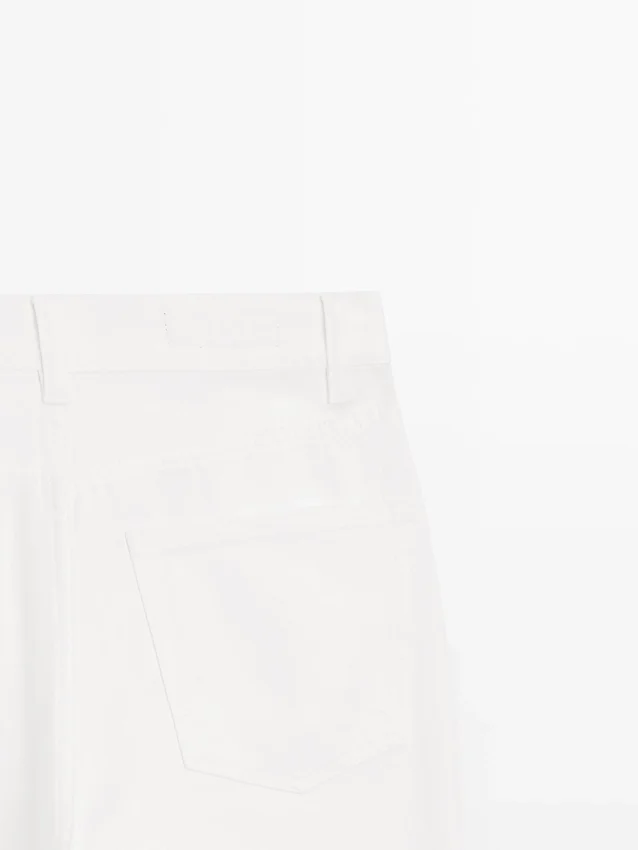 Jeans a gamba dritta a vita alta Jeans a gamba dritta a vita alta