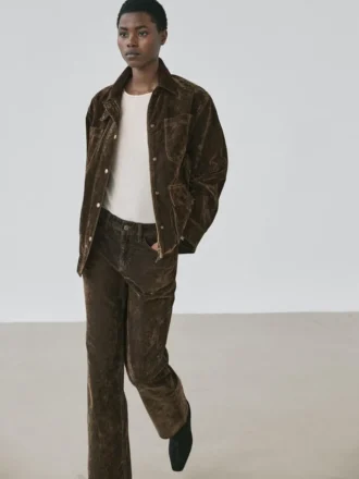 Jeans a vita bassa e gamba dritta con finitura floccata