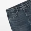Jeans dal taglio affusolato