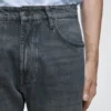 Jeans dal taglio affusolato