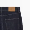 Jeans dalla vestibilità comoda