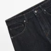 Jeans dalla vestibilità comoda