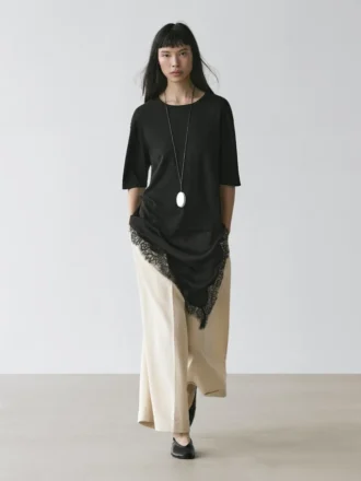 Maglione con dettagli in pizzo a contrasto