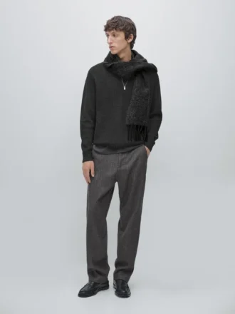 Maglione in maglia con collo alto e zip