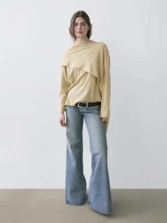 Maglione in maglia con dettaglio a sciarpa