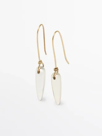 orecchini a pendolo 2 330x440 - Orecchini a pendolo