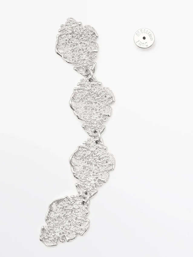 Orecchini lunghi in pizzo Orecchini lunghi in pizzo