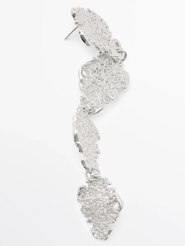 Orecchini lunghi in pizzo Orecchini lunghi in pizzo