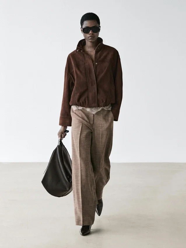 Pantaloni a gamba larga e voluminosi in misto lana Pantaloni a gamba larga e voluminosi in misto lana