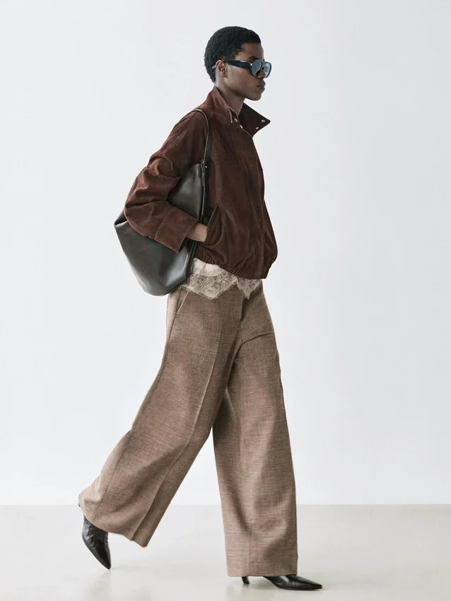 Pantaloni a gamba larga e voluminosi in misto lana Pantaloni a gamba larga e voluminosi in misto lana