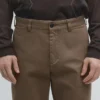 Pantaloni dalla vestibilità affusolata con micro-struttura