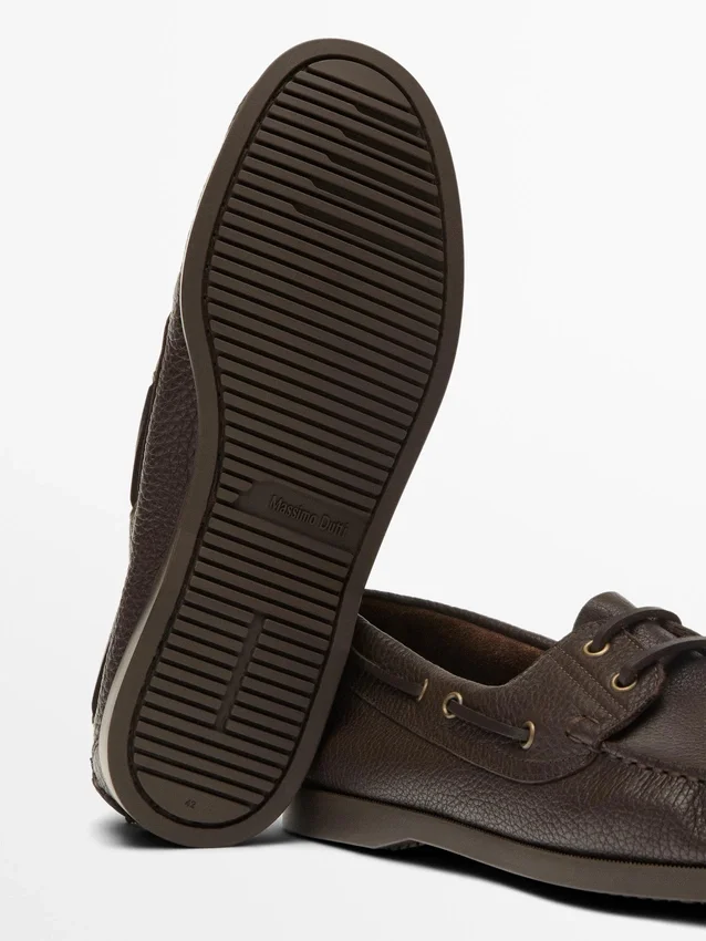 Scarpe da barca in pelle Scarpe da barca in pelle