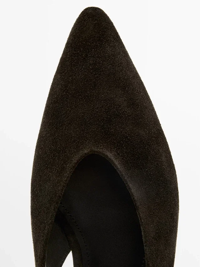 Scarpe slingback in pelle scamosciata crosta Scarpe slingback in pelle scamosciata crosta