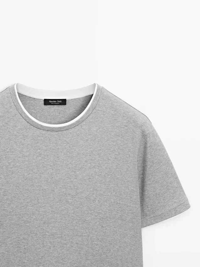 T-Shirt 100% cotone con dettagli a contrasto T-Shirt 100% cotone con dettagli a contrasto