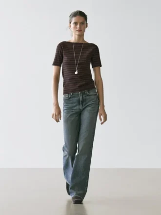 T-Shirt a maniche corte a righe con scollo a barchetta