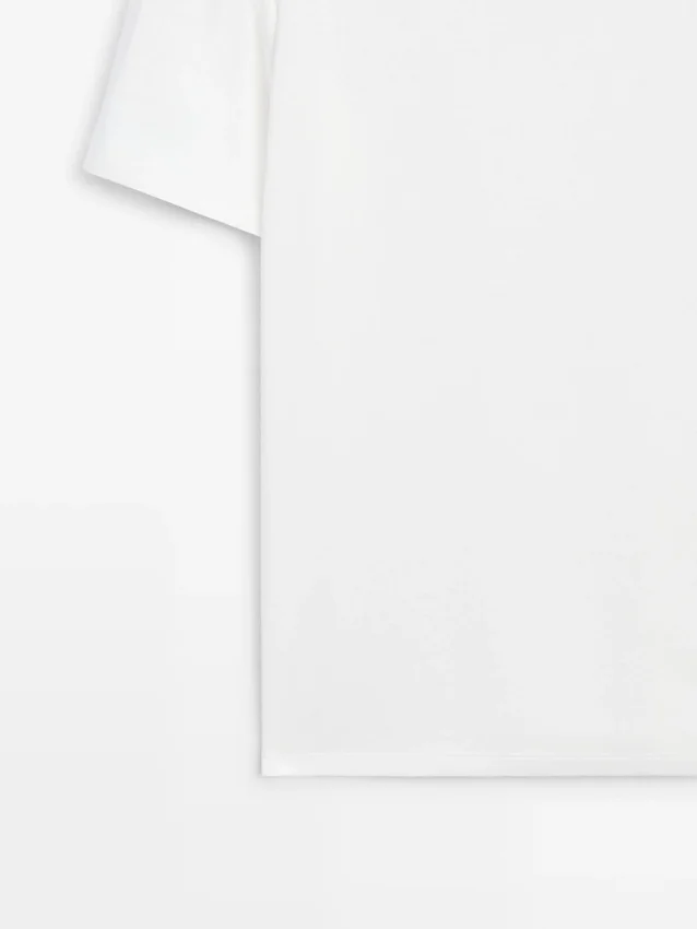 T-Shirt a maniche corte in misto lino T-Shirt a maniche corte in misto lino