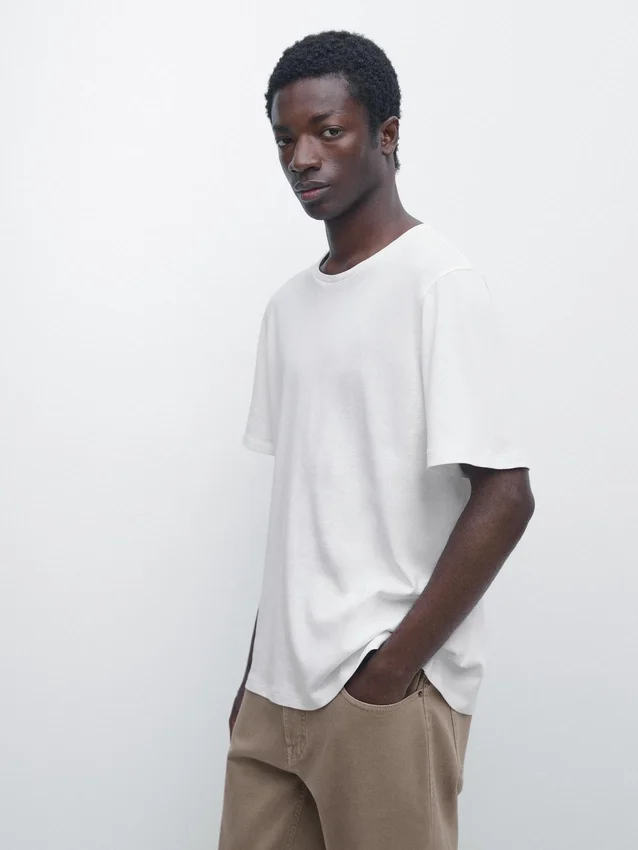 T-Shirt a maniche corte in misto lino T-Shirt a maniche corte in misto lino