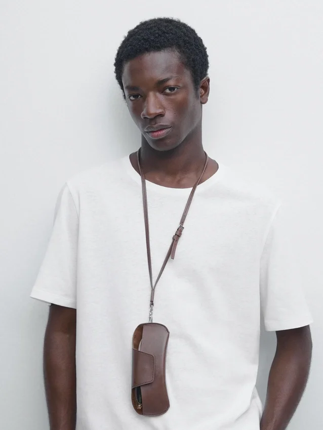 T-Shirt a maniche corte in misto lino T-Shirt a maniche corte in misto lino