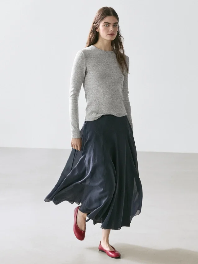 T-Shirt a maniche lunghe con dettagli screziati T-Shirt a maniche lunghe con dettagli screziati