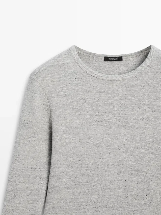 T-Shirt a maniche lunghe con dettagli screziati T-Shirt a maniche lunghe con dettagli screziati