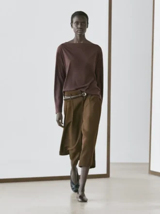 T-Shirt con scollo a barchetta in 100% cotone