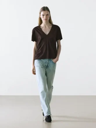 T-Shirt fluido con scollo a V