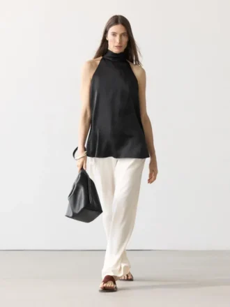 Top halter in raso con dettaglio di lacci