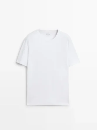 Top pigiama a maniche corte e pantaloni a righe